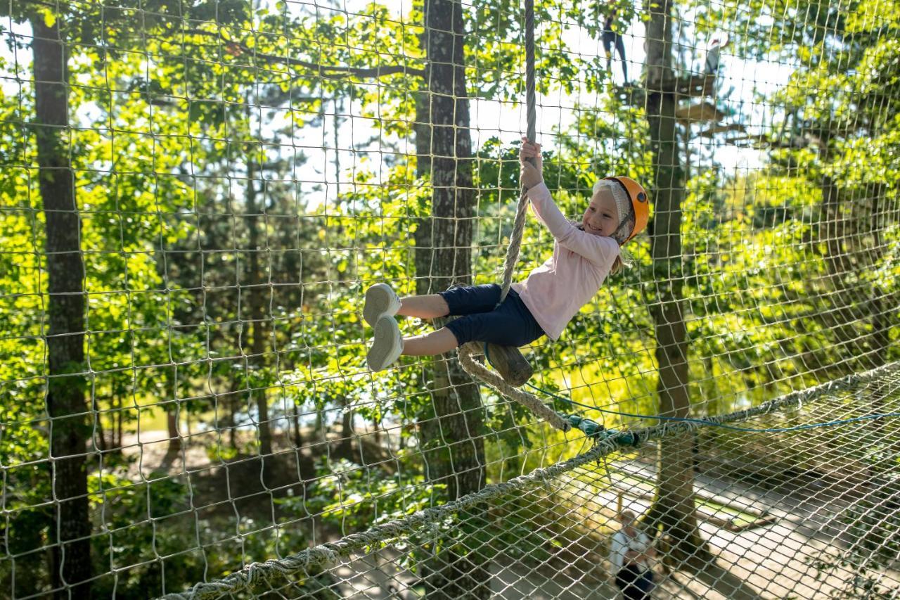 מלון ורנוי ד'אבר אה ד'איטו Center Parcs Les Bois Francs מראה חיצוני תמונה