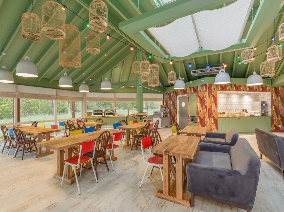 מלון ורנוי ד'אבר אה ד'איטו Center Parcs Les Bois Francs מראה חיצוני תמונה